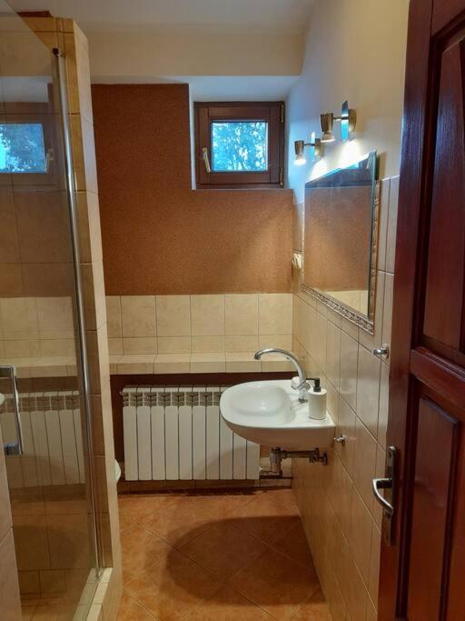 Bronowice- Parter Domu Leilighet Krasków Eksteriør bilde